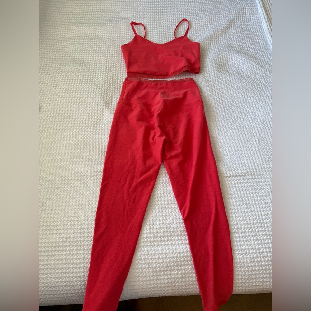 Beyond Yoga Red Seamless Crop Top and Leggings Set